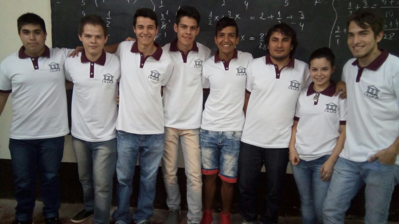 Alumnos en aulas ampliadas